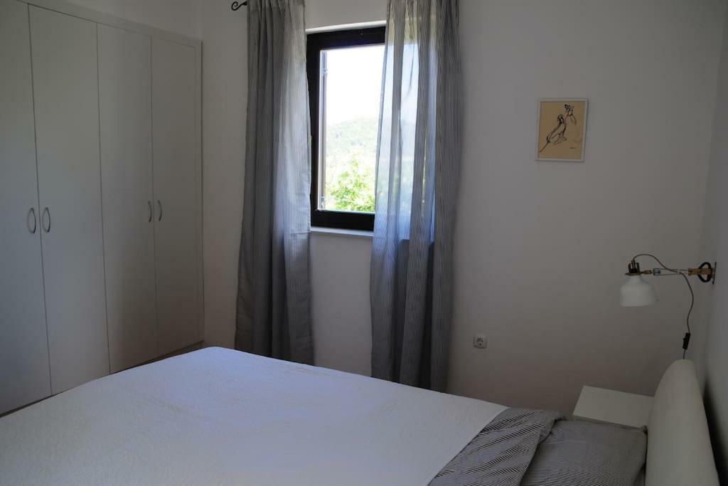 Luceissa Apartment Vis Bagian luar foto